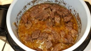 beef soup meat in cooked in pressure cooker